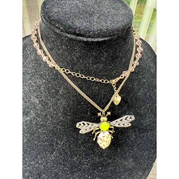 Vintage Gold-Tone Bee Pendant Necklace With Rhinestones & Floral Enamel Body On - Picture 1 of 8